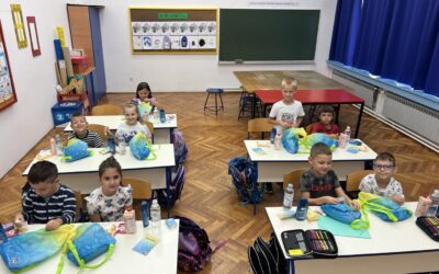 Poklončići za naše prvaše!